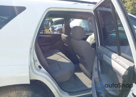 2008 Toyota 4Runner Sr5 V6 z USA, uszkodzony, nr VIN JTEBU14R38K011842